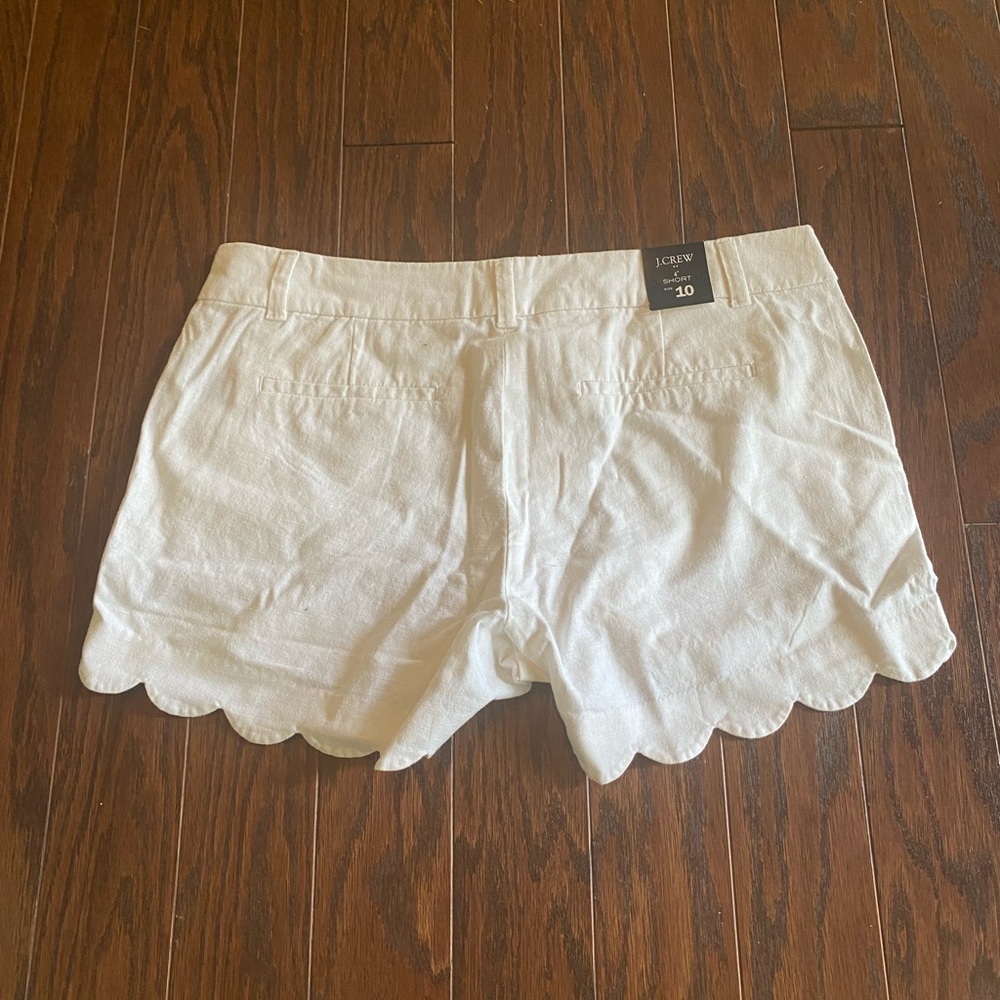 White linen jcrew short